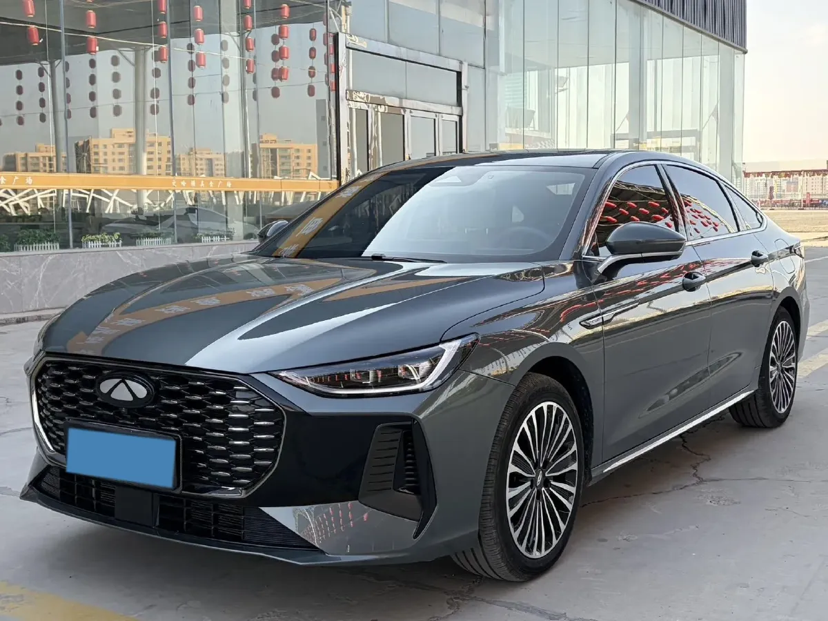 2025 Fulwin FulwinA8L 1.5T 156HP L4 1DHT PHEV 18.67KWH,autocango,china used car exporter,china ev exporter,chinese used car exporter,chinese used ev exporter