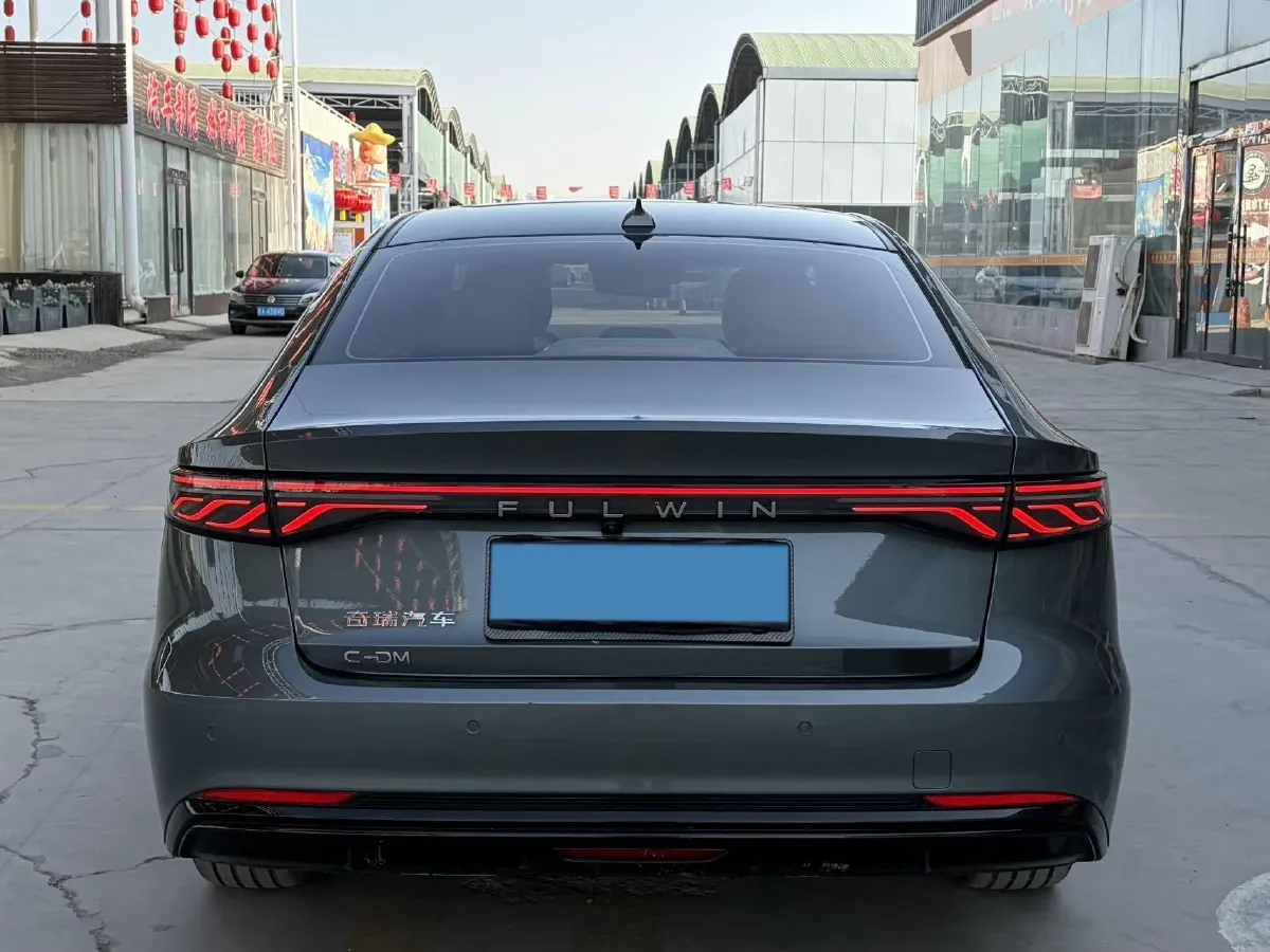 2025 Fulwin FulwinA8L 1.5T 156HP L4 1DHT PHEV 18.67KWH,autocango,china used car exporter,china ev exporter,chinese used car exporter,chinese used ev exporter