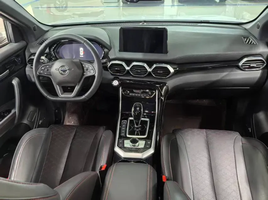 2020 HaiMa 8S 1.6T 195HP L4 6AT,autocango,china used car exporter,china ev exporter,chinese used car exporter,chinese used ev exporter