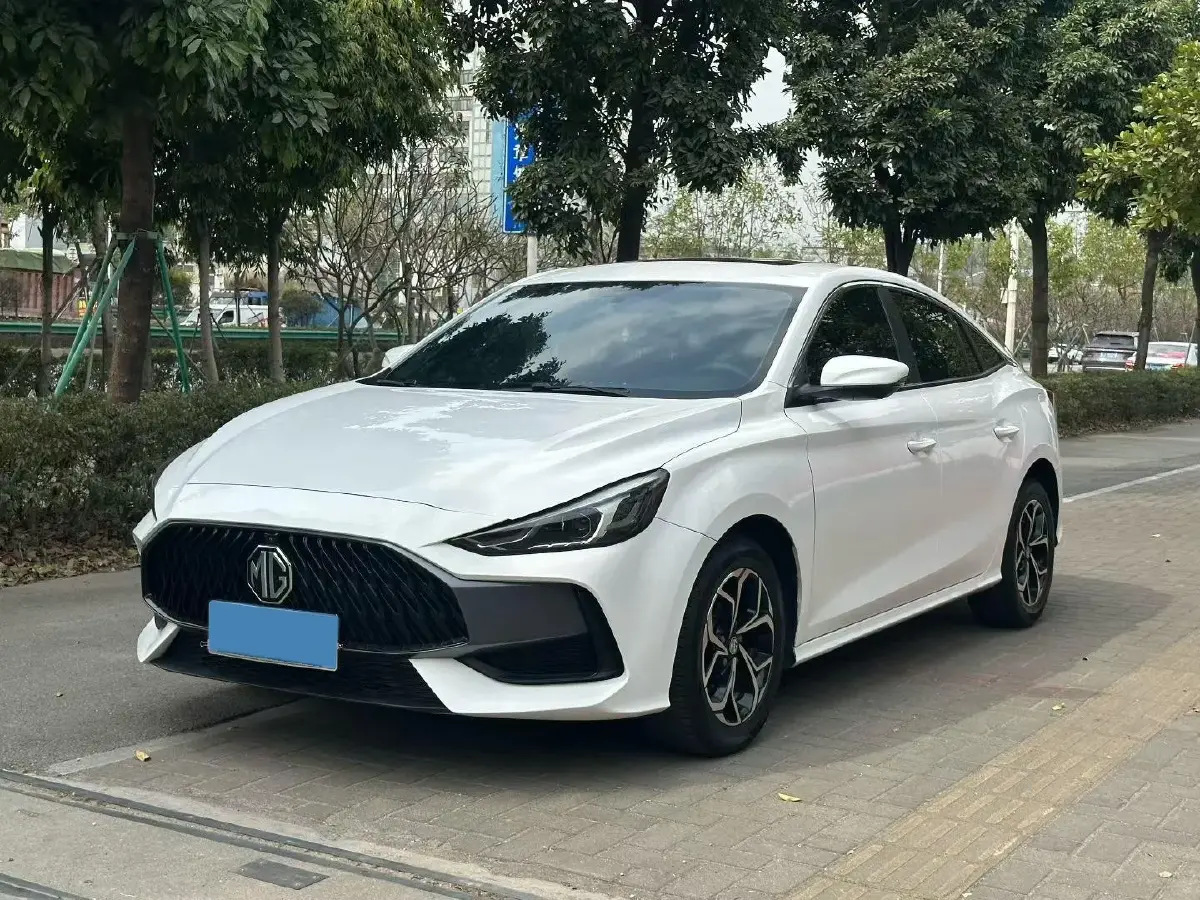 2021 MG 5 1.5L 120HP L4 CVT