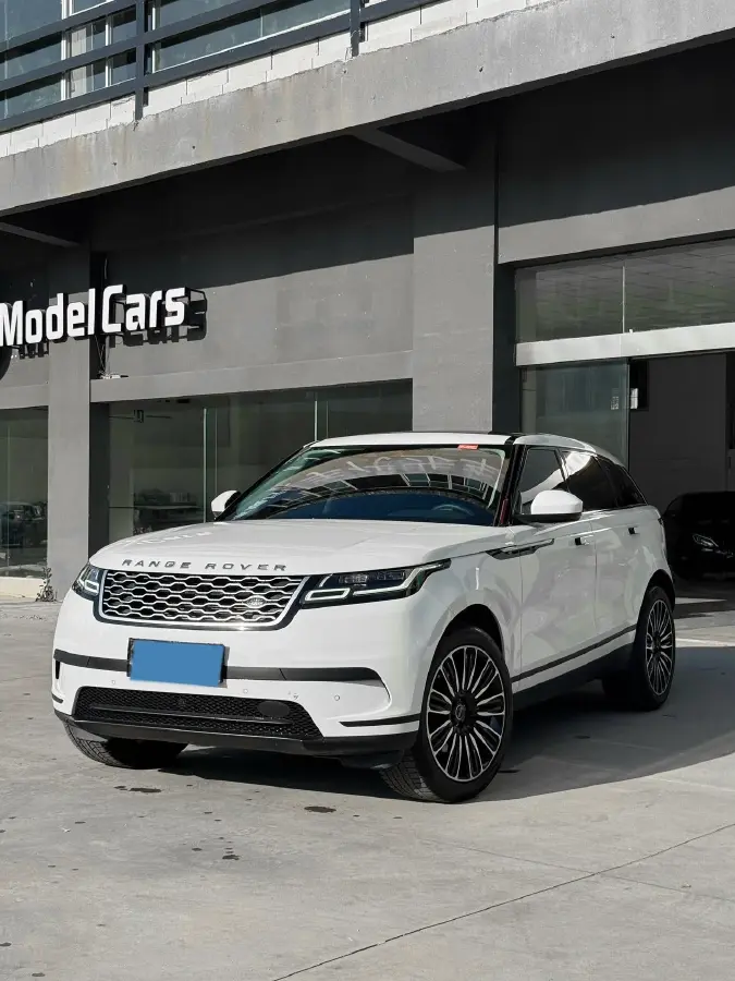 2023 Land Rover Range Rover Velar 2.0T 250HP L4 8AT