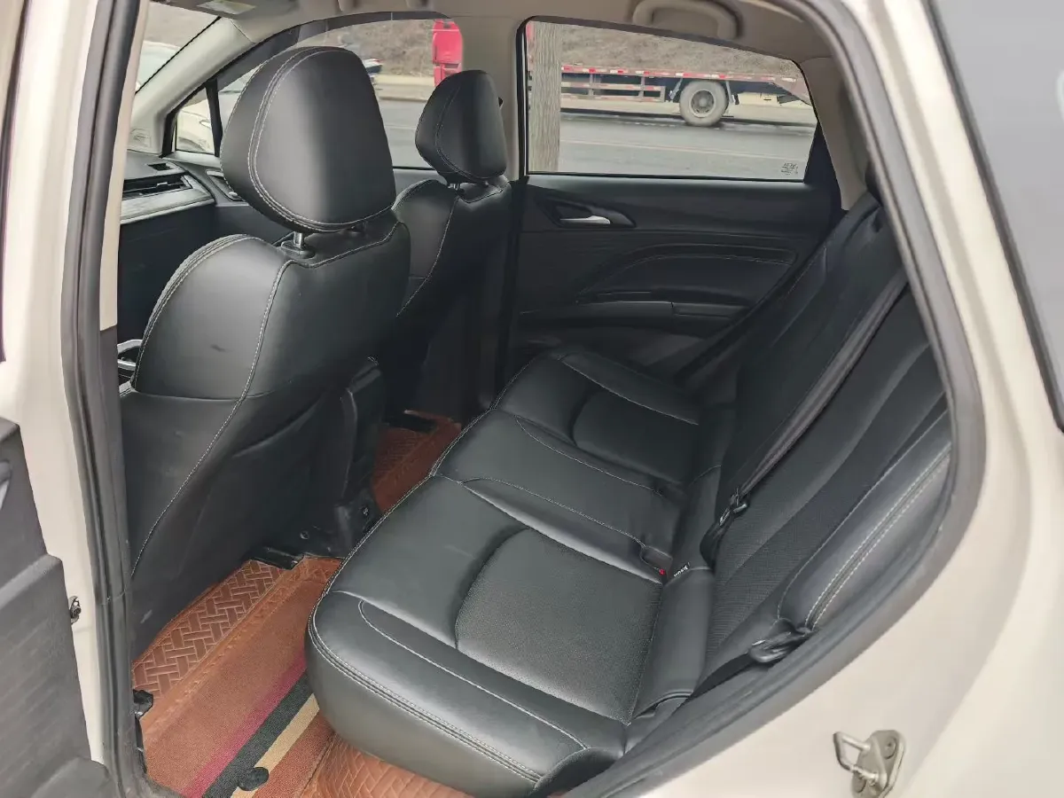 2022 ChangAn Oshan X7 Plus 1.5T 188HP L4 7DCT,autocango,china used car exporter,china ev exporter,chinese used car exporter,chinese used ev exporter