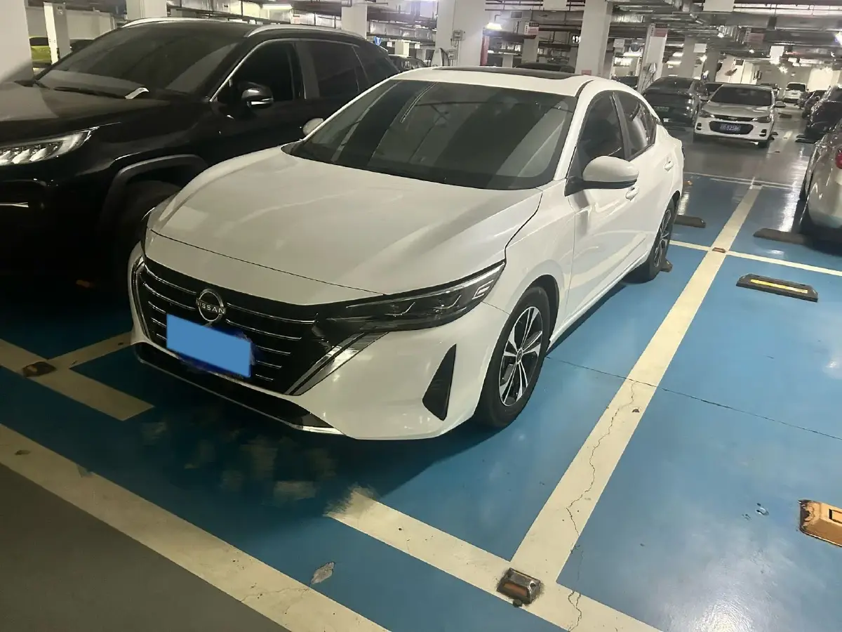 2023 Nissan Sylphy 1.6L 135HP L4 CVT