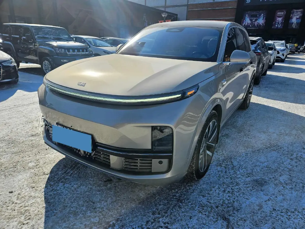 2023 Li L8 Range Extended 154HP REEV 40.9KWH