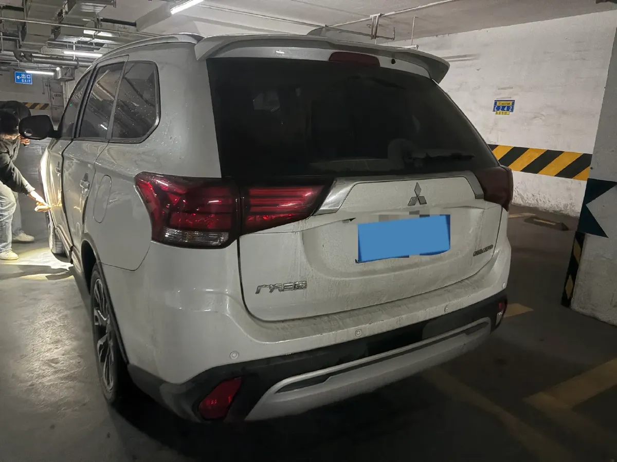 2019 Mitsubishi Outlander 2.0L 166HP L4 CVT,autocango,china used car exporter,china ev exporter,chinese used car exporter,chinese used ev exporter