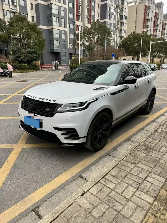 2021 Land Rover Range Rover Velar 2.0T 250HP L4 8AT