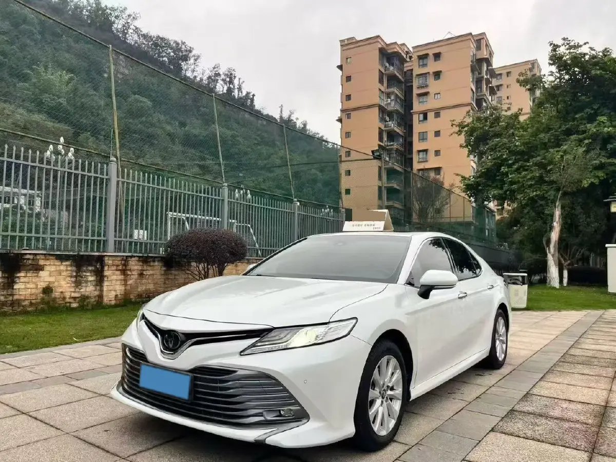 2021 Toyota Camry 2.0L 178HP L4 CVT