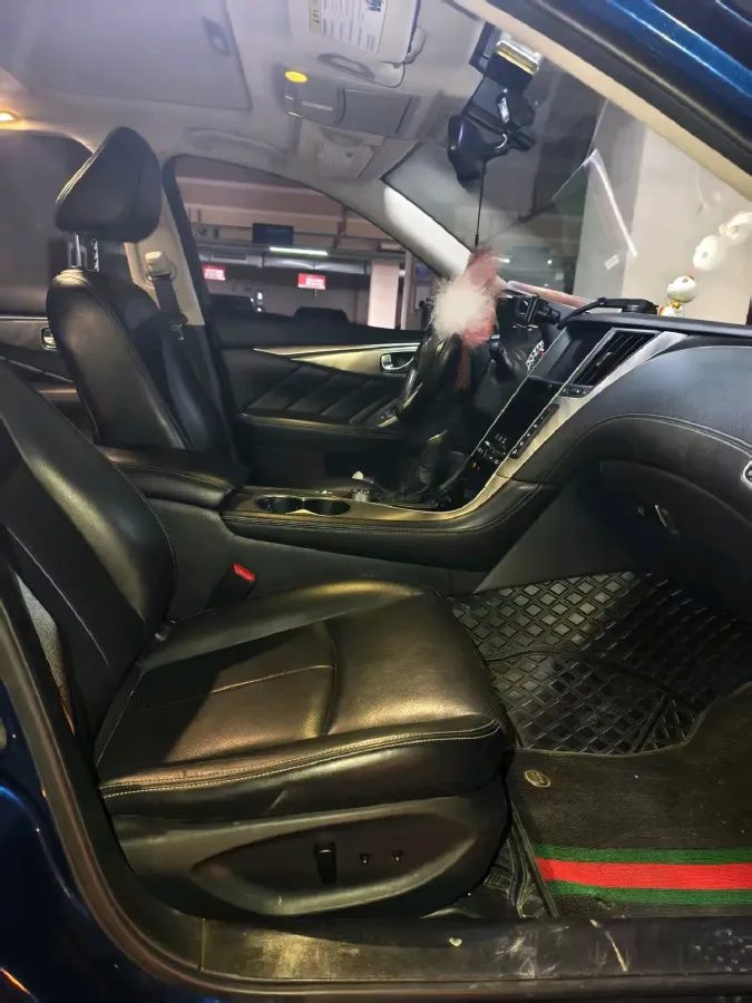 2021 Infiniti Q50L 2.0T 211HP L4 7AT,autocango,china used car exporter,china ev exporter,chinese used car exporter,chinese used ev exporter