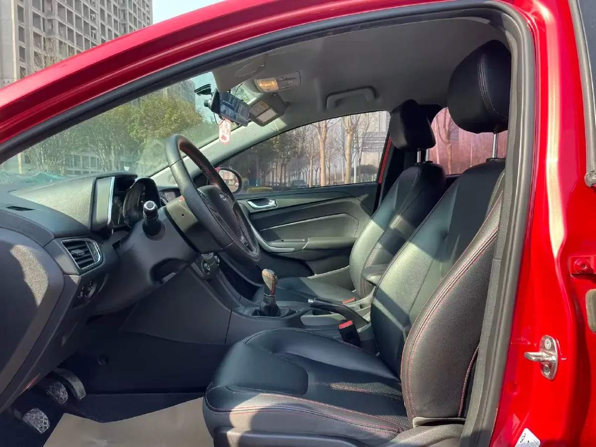 2017 ChangAn CS35 1.6L 125HP L4 5MT,autocango,china used car exporter,china ev exporter,chinese used car exporter,chinese used ev exporter