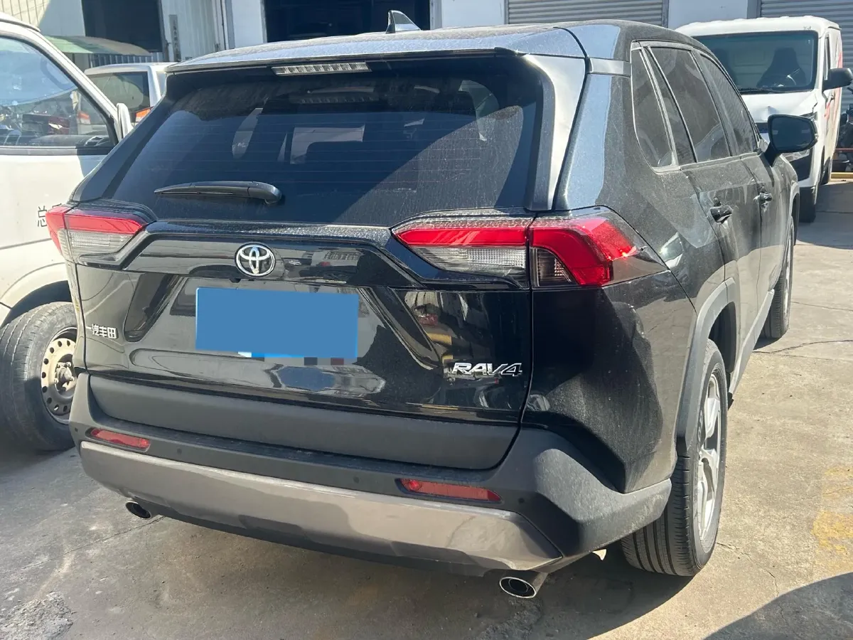 2022 Toyota RAV4 2.0L 171HP L4 CVT,autocango,china used car exporter,china ev exporter,chinese used car exporter,chinese used ev exporter