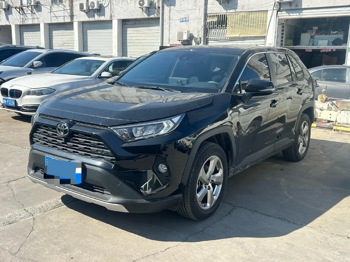2022 Toyota RAV4 2.0L 171HP L4 CVT,autocango,china used car exporter,china ev exporter,chinese used car exporter,chinese used ev exporter
