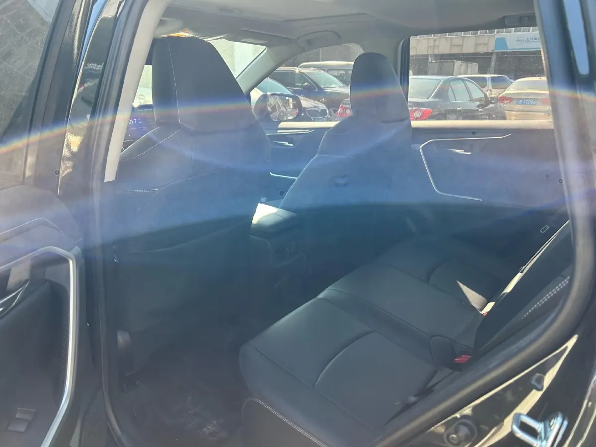 2022 Toyota RAV4 2.0L 171HP L4 CVT,autocango,china used car exporter,china ev exporter,chinese used car exporter,chinese used ev exporter