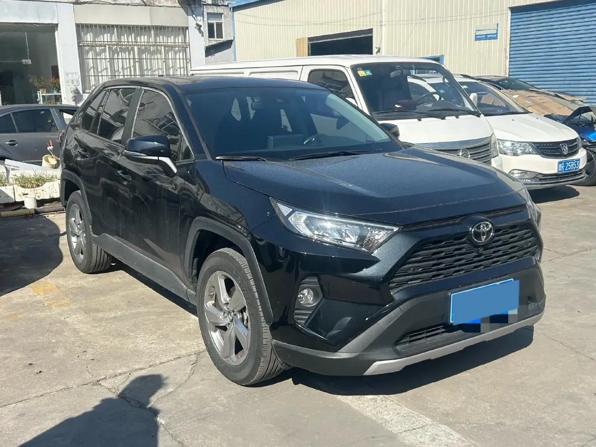 2022 Toyota RAV4 2.0L 171HP L4 CVT,autocango,china used car exporter,china ev exporter,chinese used car exporter,chinese used ev exporter