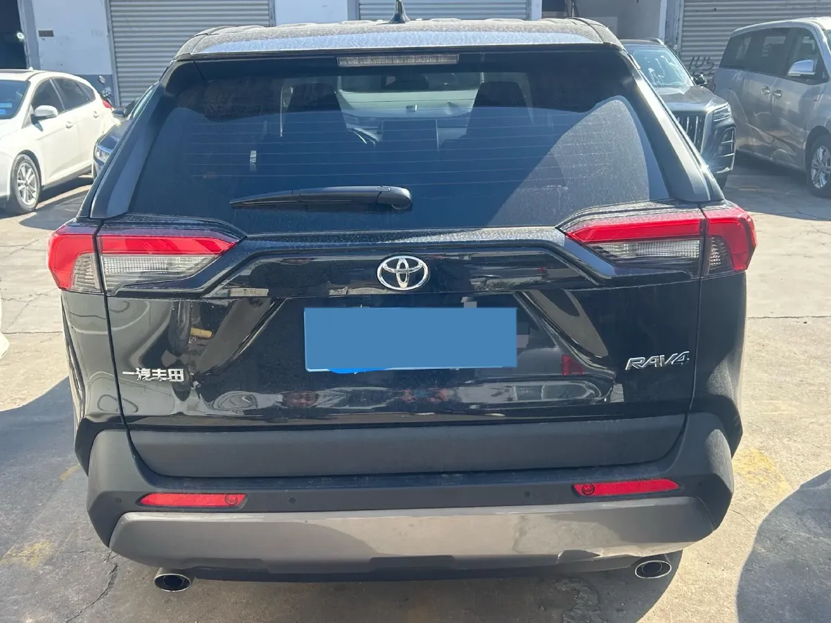 2022 Toyota RAV4 2.0L 171HP L4 CVT,autocango,china used car exporter,china ev exporter,chinese used car exporter,chinese used ev exporter