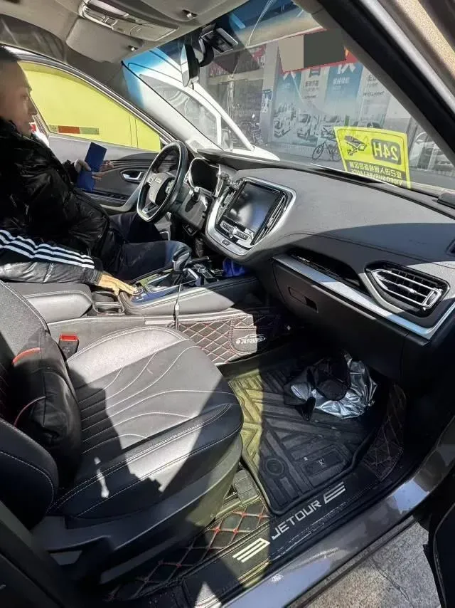 2019 Jetour X70 1.5T 156HP L4 6DCT,autocango,china used car exporter,china ev exporter,chinese used car exporter,chinese used ev exporter