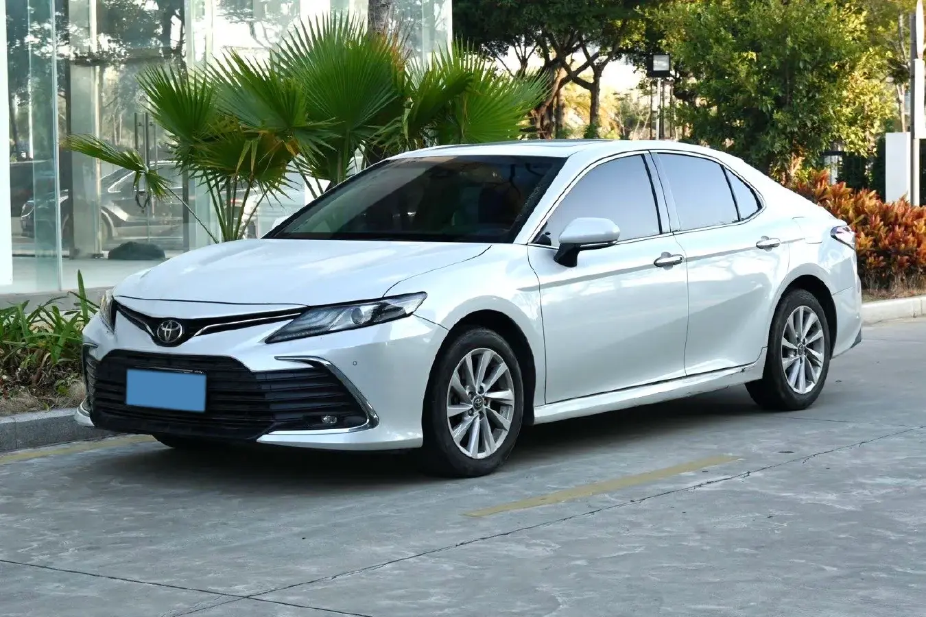 2021 Toyota Camry 2.0L 178HP L4 CVT
