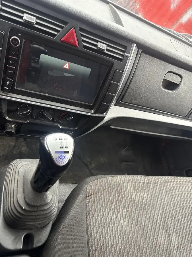 2025 Dongfeng Duolika D6 2.5L 170HP L4 6MT,autocango,china used car exporter,china ev exporter,chinese used car exporter,chinese used ev exporter