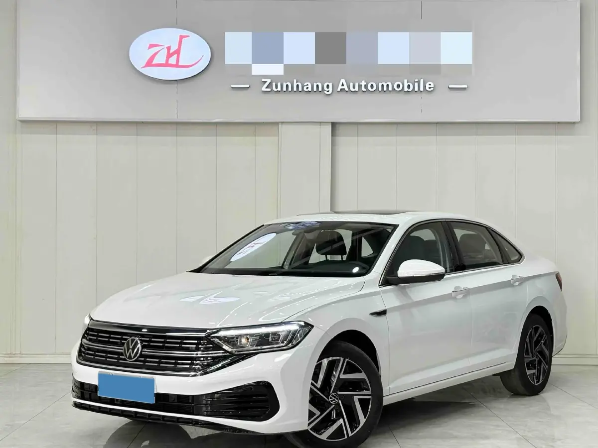 2023 Volkswagen Sagitar 1.5T 160HP L4 7DCT