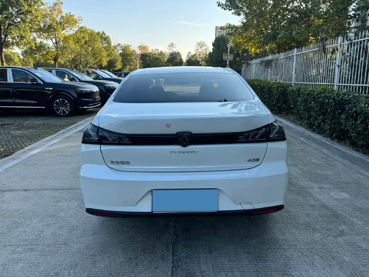 2022 Peugeot 408 1.6T 170HP L4 6AT,autocango,china used car exporter,china ev exporter,chinese used car exporter,chinese used ev exporter