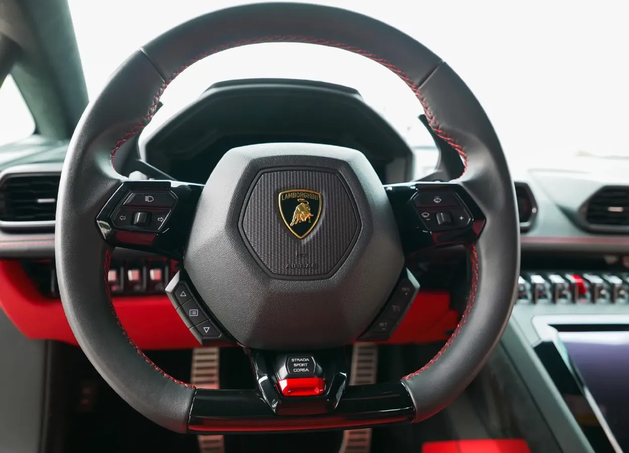 2019 Lamborghini Huracán 5.2L 640HP V10 7DCT,autocango,china used car exporter,china ev exporter,chinese used car exporter,chinese used ev exporter