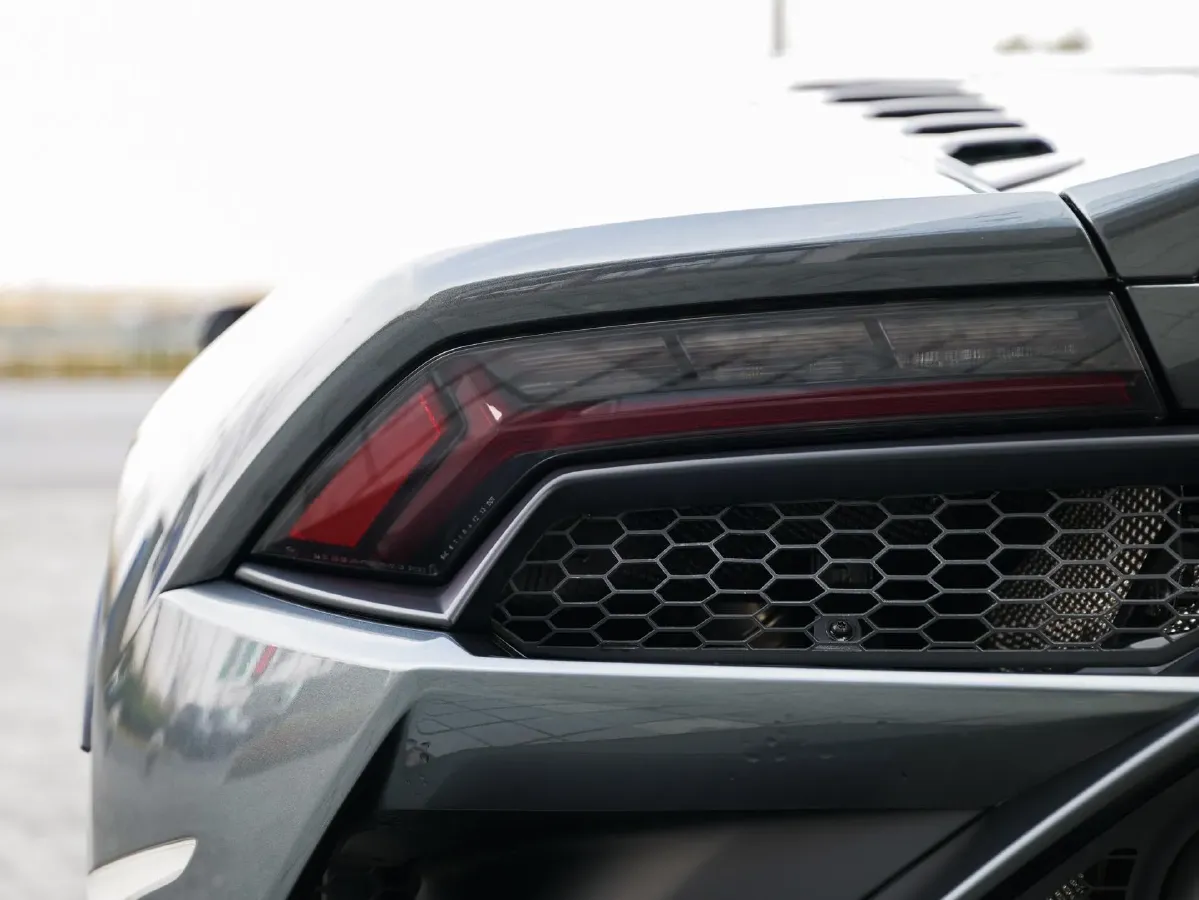 2019 Lamborghini Huracán 5.2L 640HP V10 7DCT,autocango,china used car exporter,china ev exporter,chinese used car exporter,chinese used ev exporter