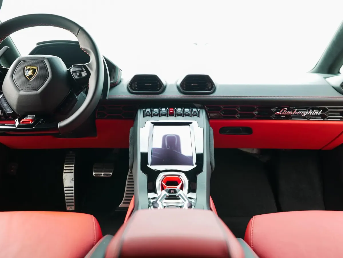 2019 Lamborghini Huracán 5.2L 640HP V10 7DCT,autocango,china used car exporter,china ev exporter,chinese used car exporter,chinese used ev exporter