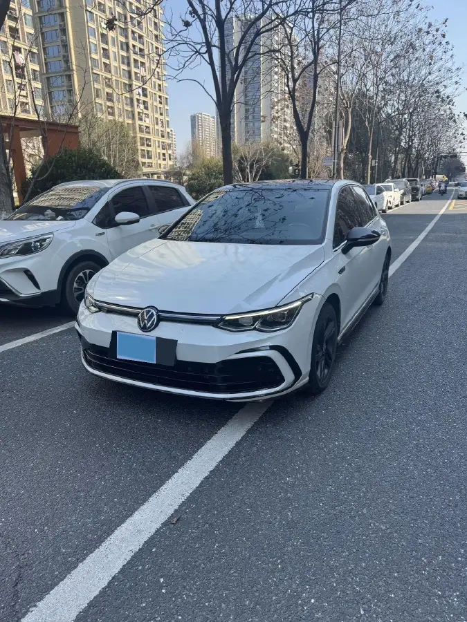 2023 Volkswagen Golf 1.4T 150HP L4 7DCT