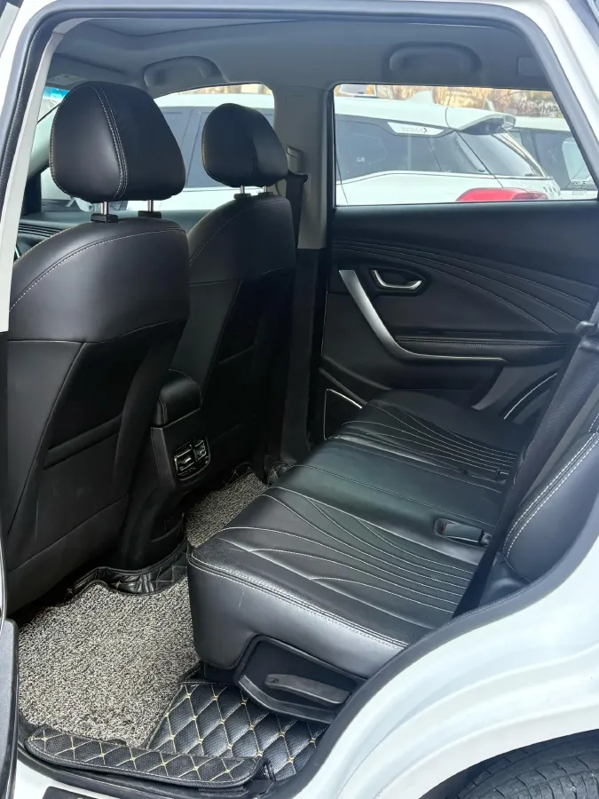 2018 SWM X7 1.5T 156HP L4 6AT,autocango,china used car exporter,china ev exporter,chinese used car exporter,chinese used ev exporter