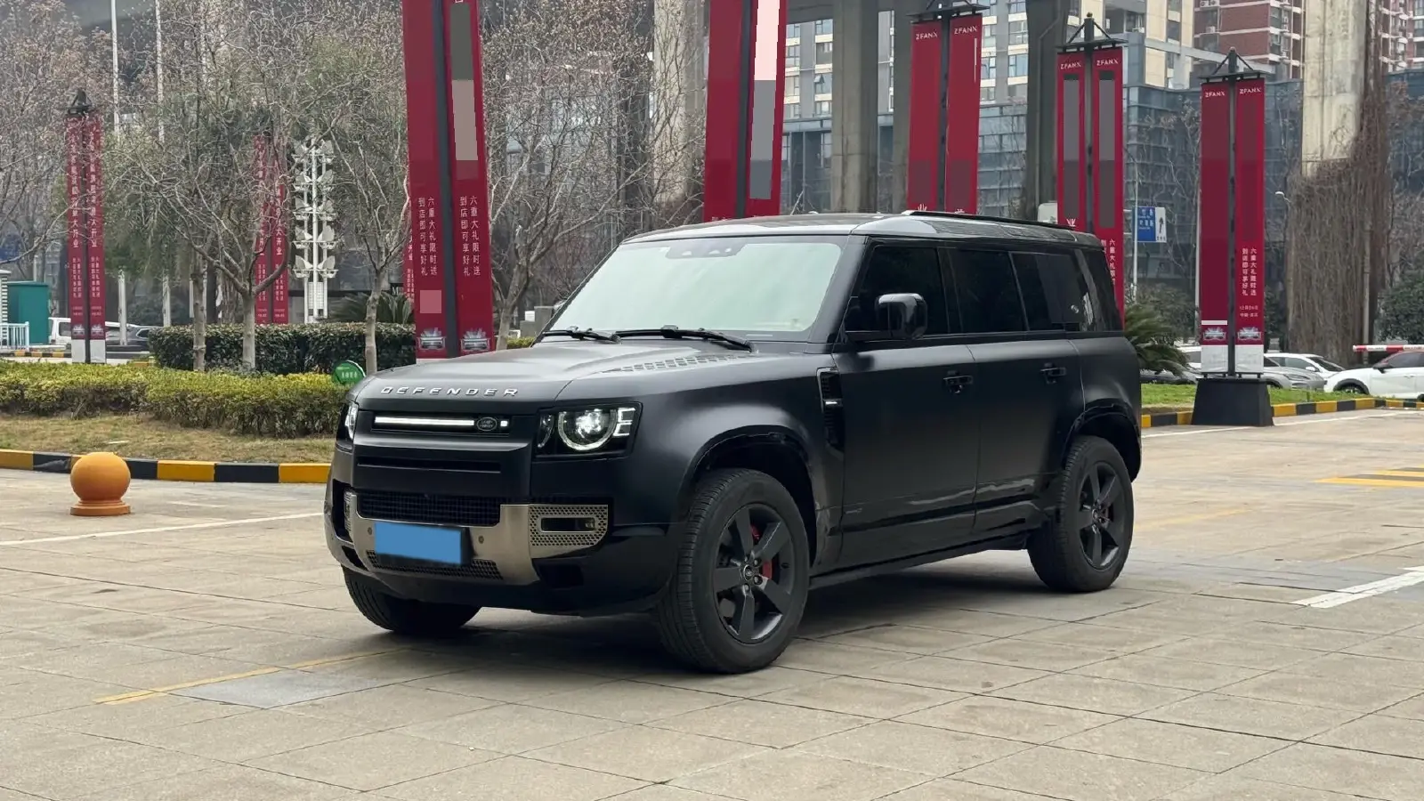 2024 Land Rover Defender 3.0T 400HP L6 8AT