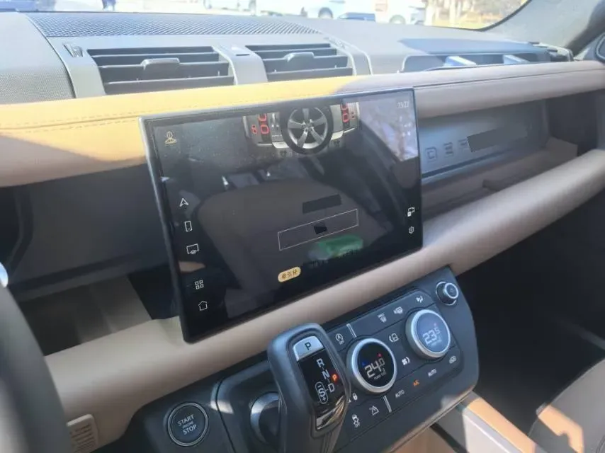 2025 Land Rover Defender 3.0T 400HP L6 8AT,autocango,china used car exporter,china ev exporter,chinese used car exporter,chinese used ev exporter