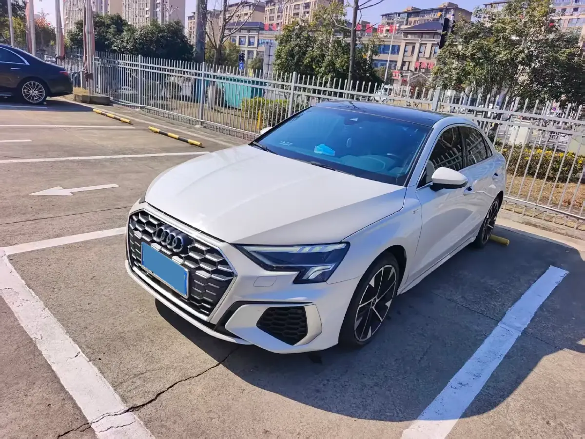 2022 Audi A3 1.4T 150HP L4 7DCT