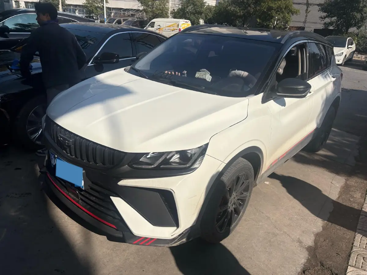 2023 Geely Coolray 1.5T 181HP L4 7DCT
