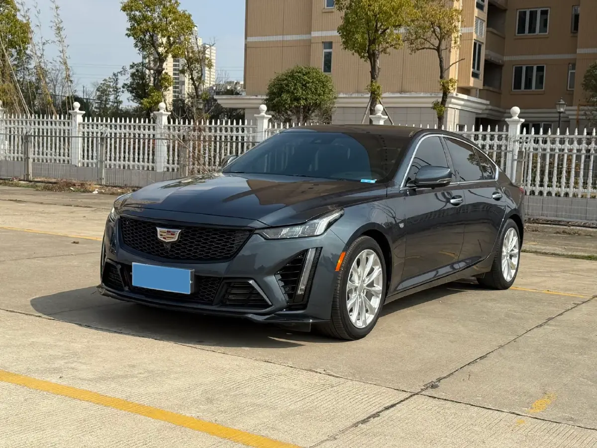 2020 Cadillac CT5 2.0T 237HP L4 10AT