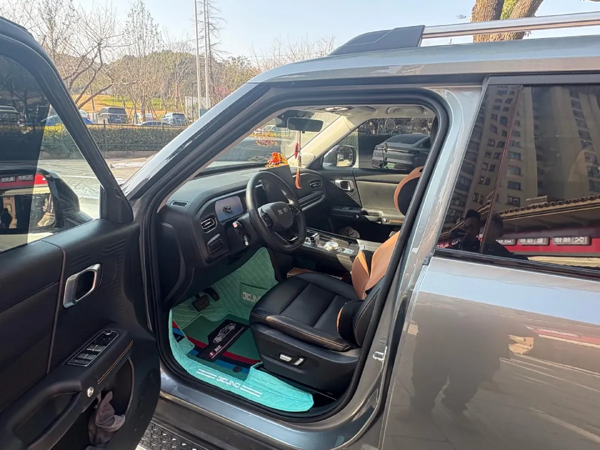 2024 Beijing BJ30 1.5T 188HP L4 7DCT,autocango,china used car exporter,china ev exporter,chinese used car exporter,chinese used ev exporter