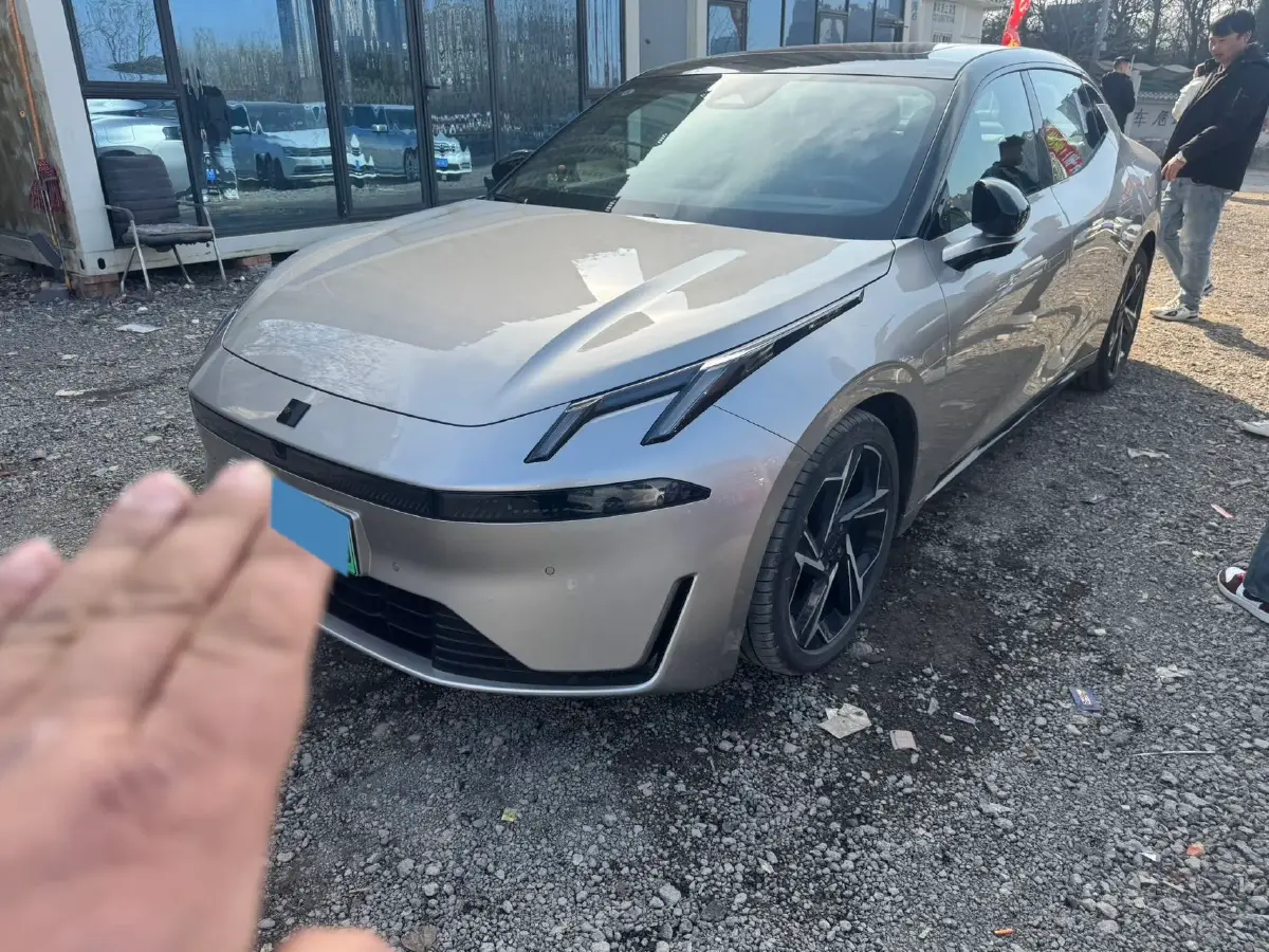 2024 LYNK&CO 07 EM-P 1.5T 163HP L4 3DHT PHEV 18.99KWH