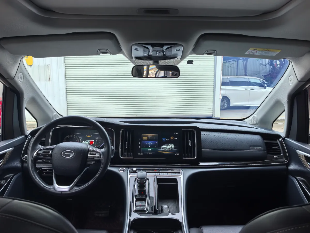 2021 GAC Trumpchi M8 2.0T 252HP L4 8AT,autocango,china used car exporter,china ev exporter,chinese used car exporter,chinese used ev exporter