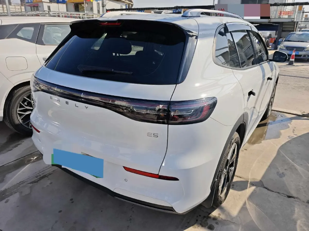 2024 LanDian E5 1.5L 110HP L4 E-CVT PHEV 17.52KWH,autocango,china used car exporter,china ev exporter,chinese used car exporter,chinese used ev exporter