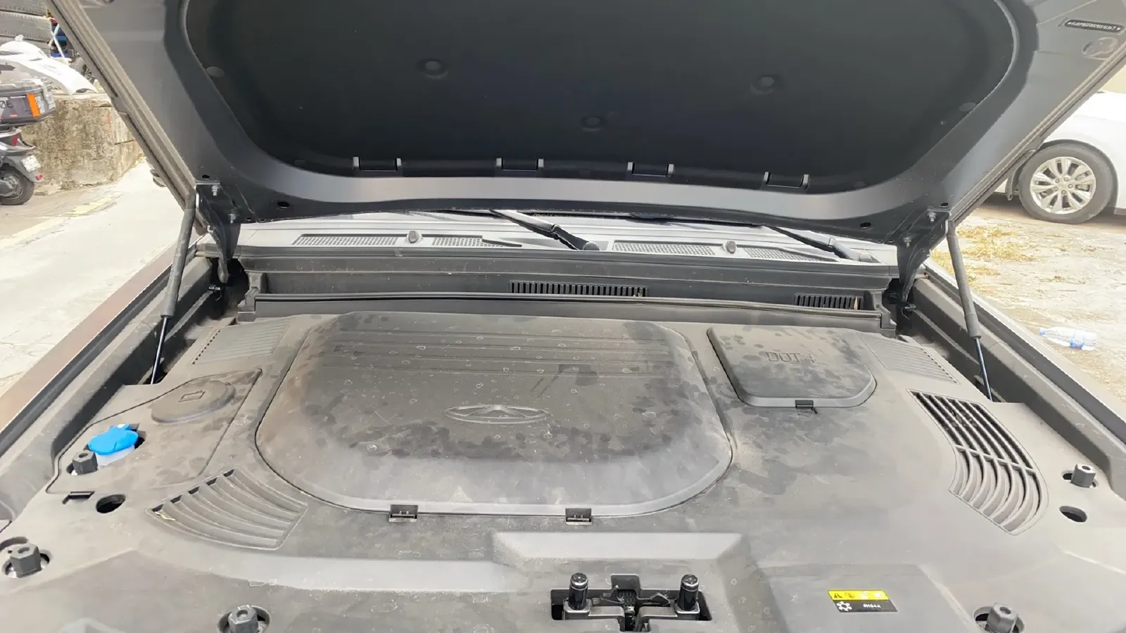 2023 Jetour Traveller 1.5T 184HP L4 7DCT,autocango,china used car exporter,china ev exporter,chinese used car exporter,chinese used ev exporter