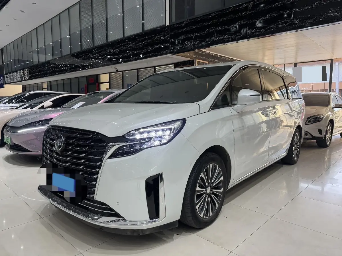 2023 Buick GL8 2.0T 237HP L4 9AT