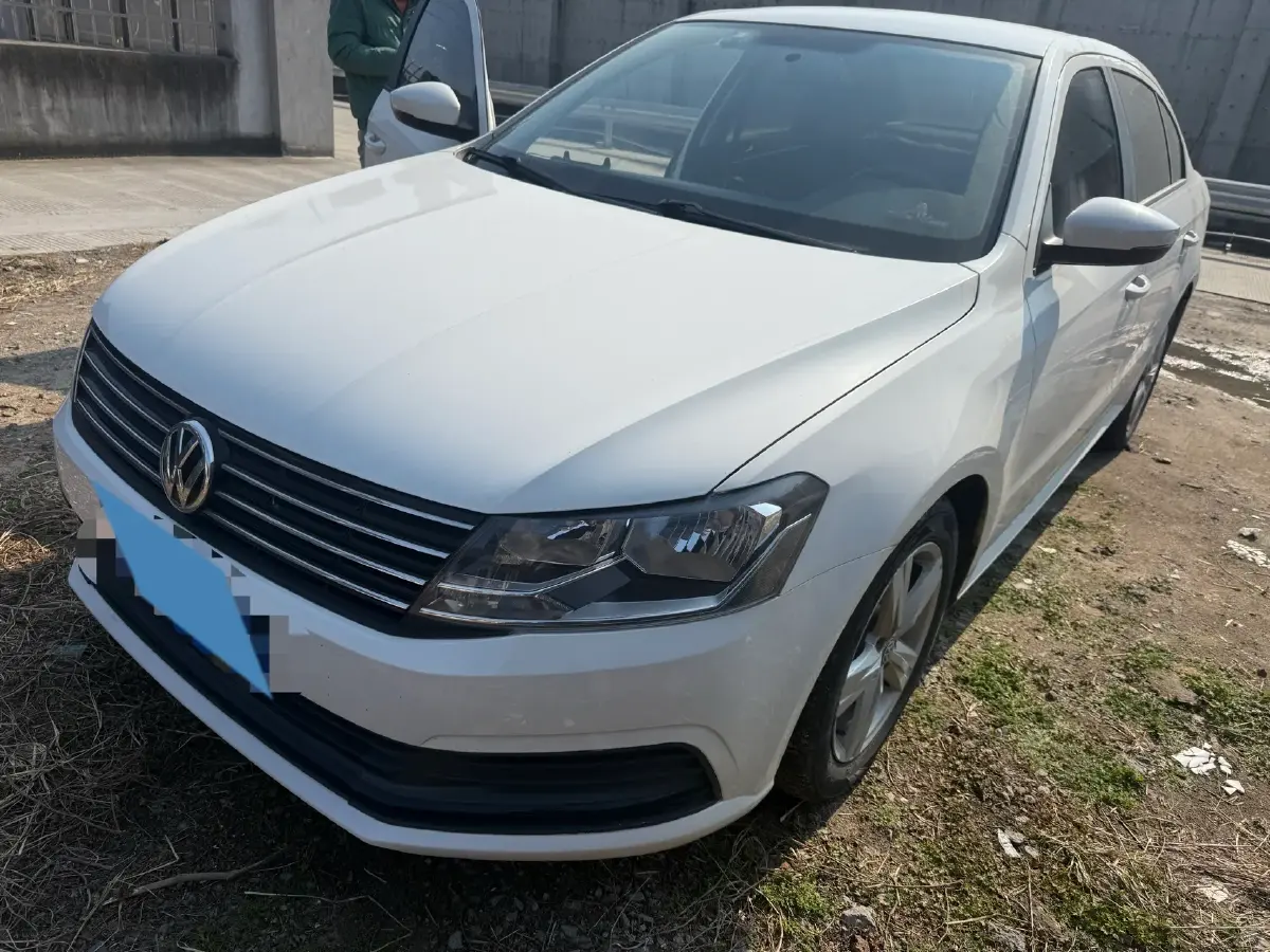 2017 Volkswagen Lavida 1.6L 110HP L4 6AT