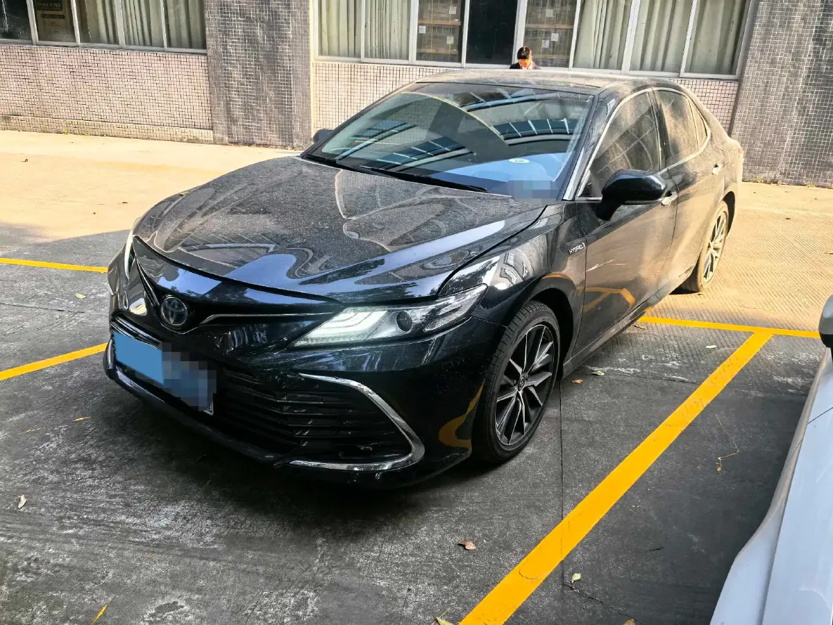 2021 Toyota Camry 2.5L 178HP L4 E-CVT Hybrid