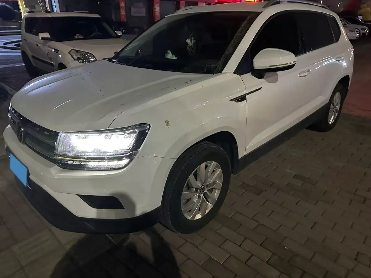 2021 Volkswagen Tharu 1.4T 150HP L4 7DCT