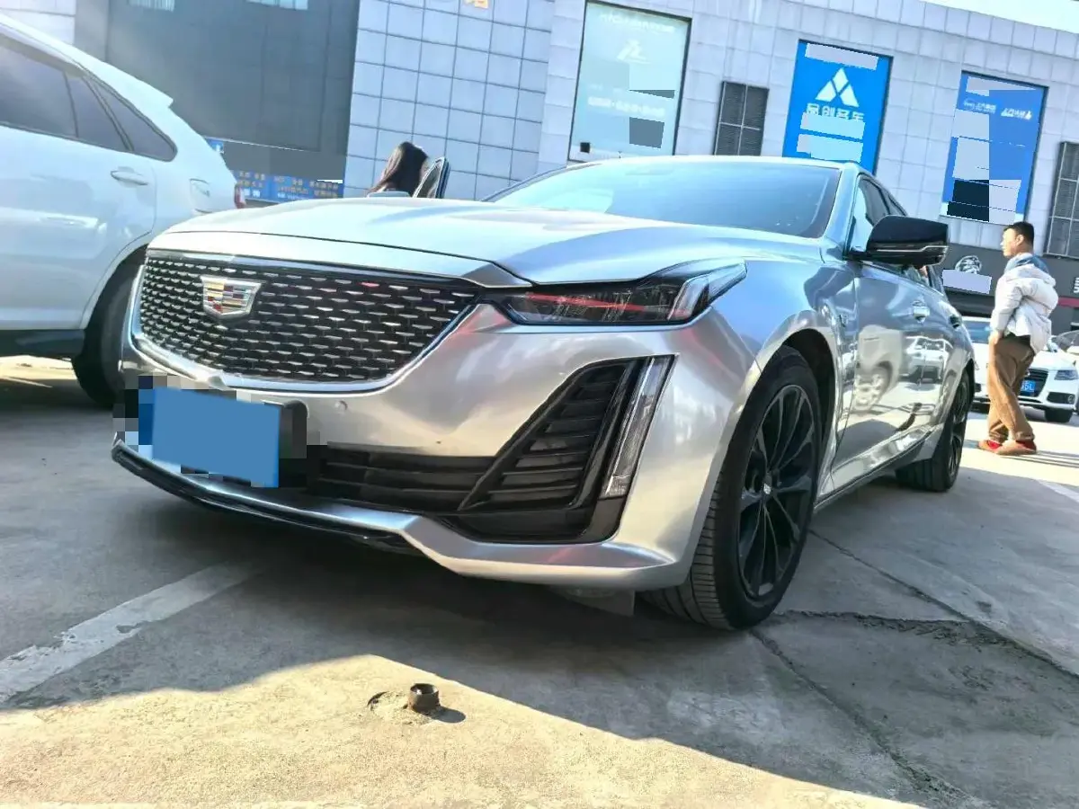 2021 Cadillac CT5 2.0T 237HP L4 10AT