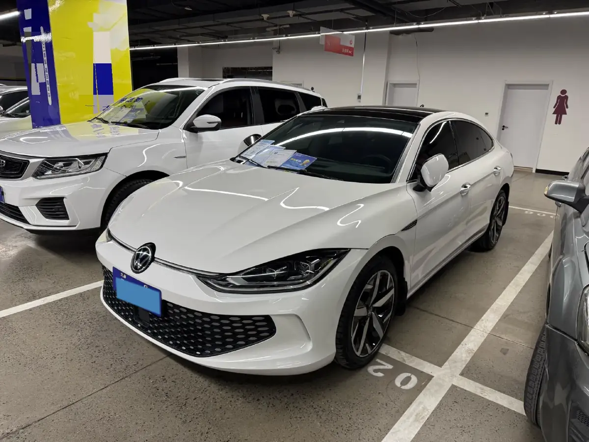 2023 Volkswagen Lamando 1.4T 150HP L4 7DCT