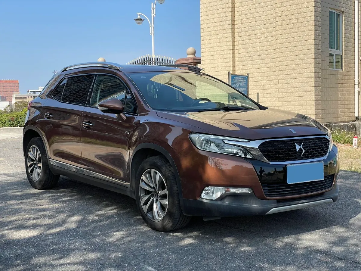 2016 DS 6 1.6T 167HP L4 6AT,autocango,china used car exporter,china ev exporter,chinese used car exporter,chinese used ev exporter