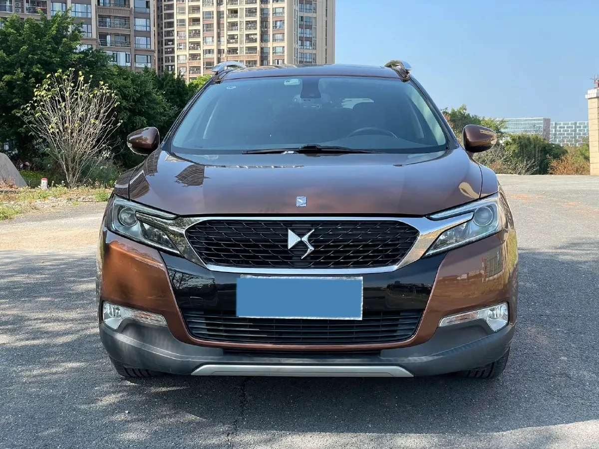 2016 DS 6 1.6T 167HP L4 6AT,autocango,china used car exporter,china ev exporter,chinese used car exporter,chinese used ev exporter