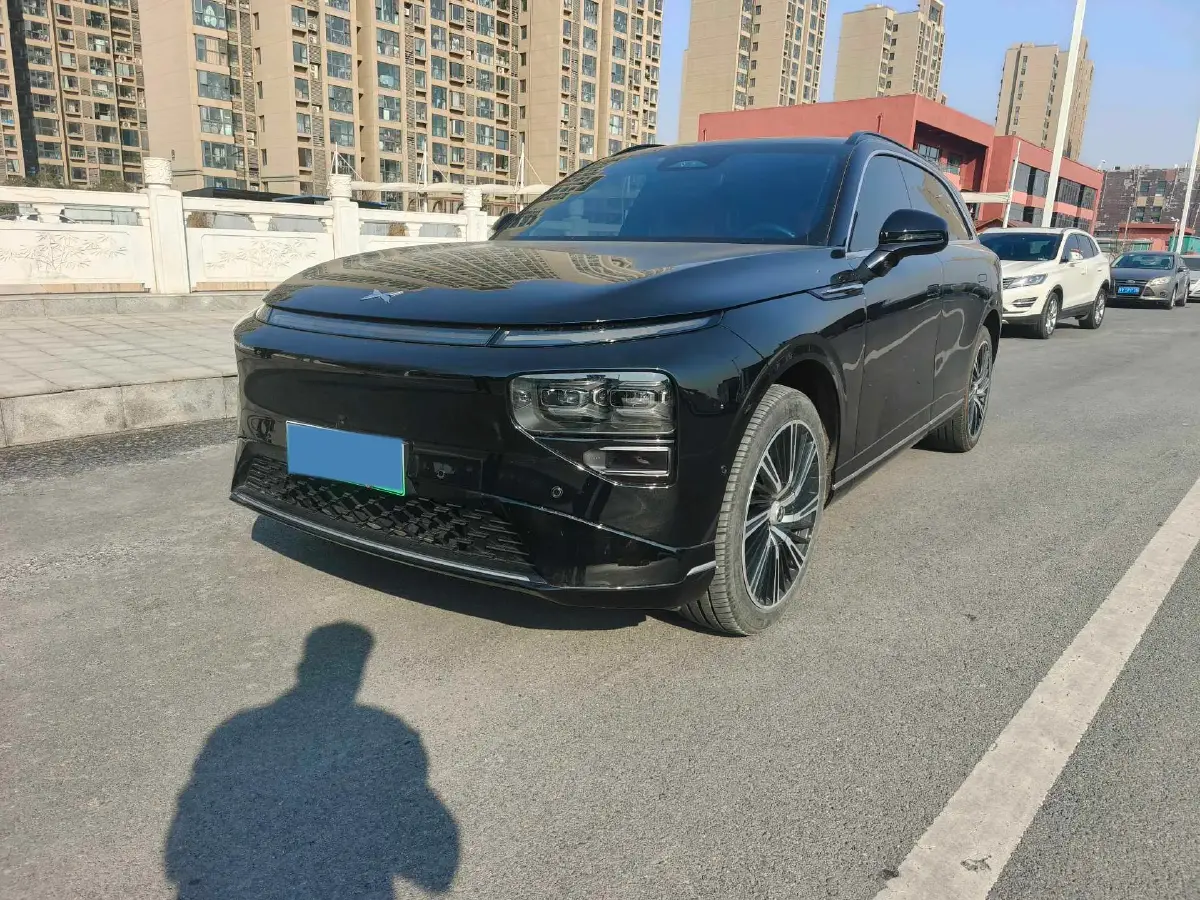 2024 Xpeng G9 BEV 98KWH