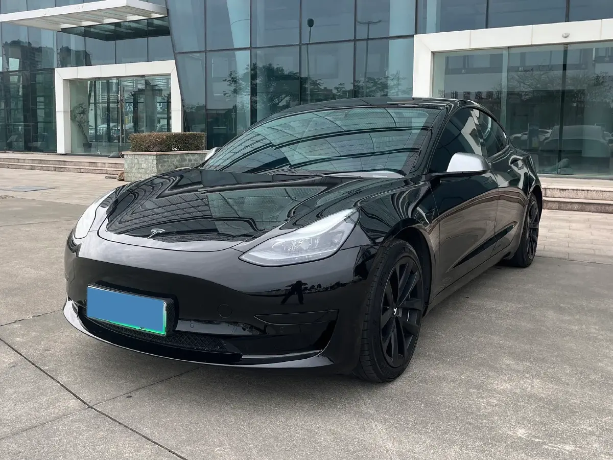 2022 Tesla Model 3 BEV 60KWH
