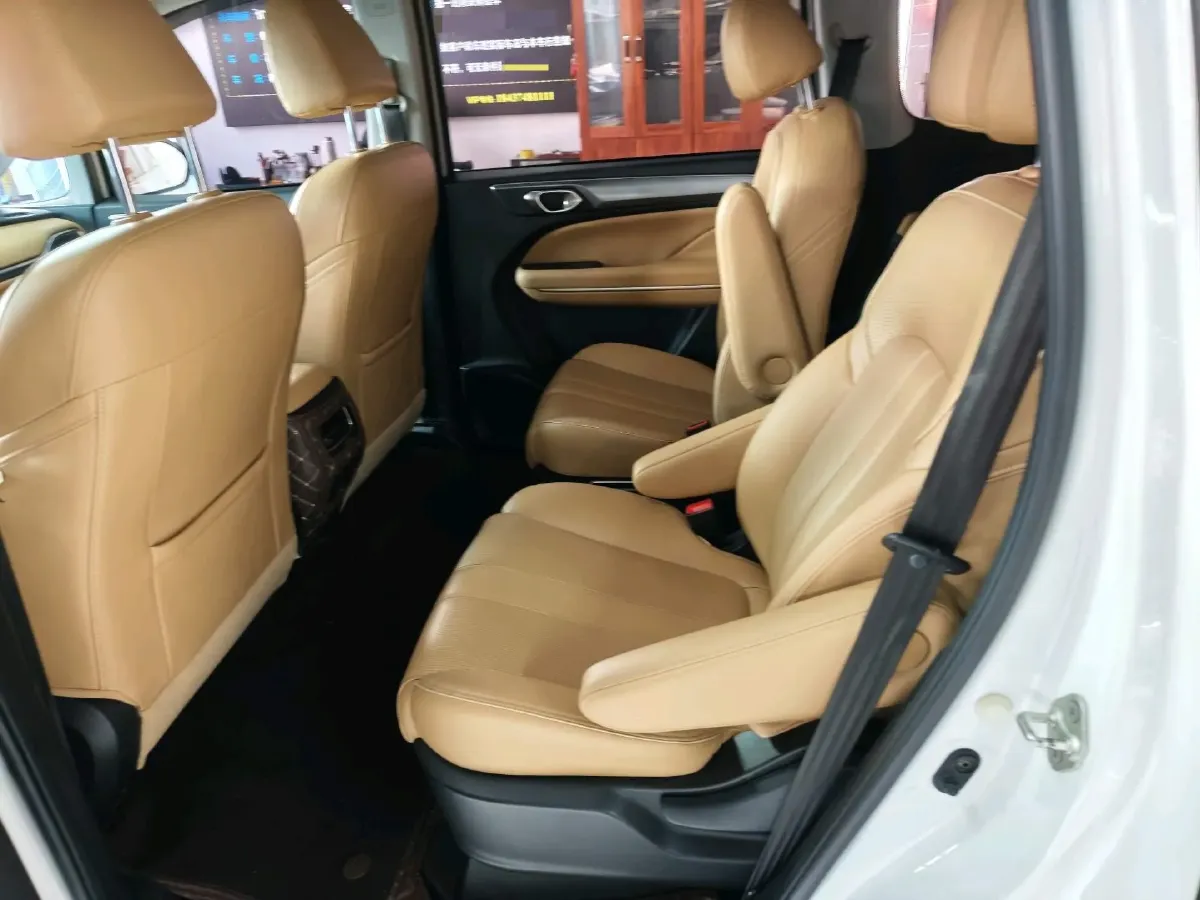 2023 GAC Trumpchi M6 1.5T 177HP L4 7DCT,autocango,china used car exporter,china ev exporter,chinese used car exporter,chinese used ev exporter