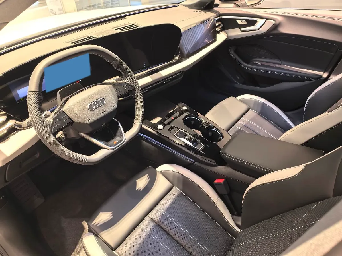 2026 Audi A5L 2.0T 204HP L4 7DCT,autocango,china used car exporter,china ev exporter,chinese used car exporter,chinese used ev exporter